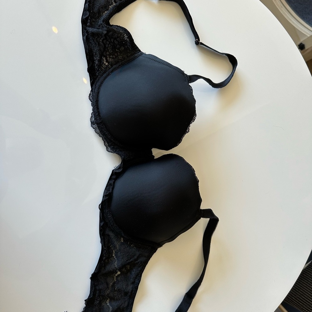 Victoria’s Secret dream angels lined demi bra
